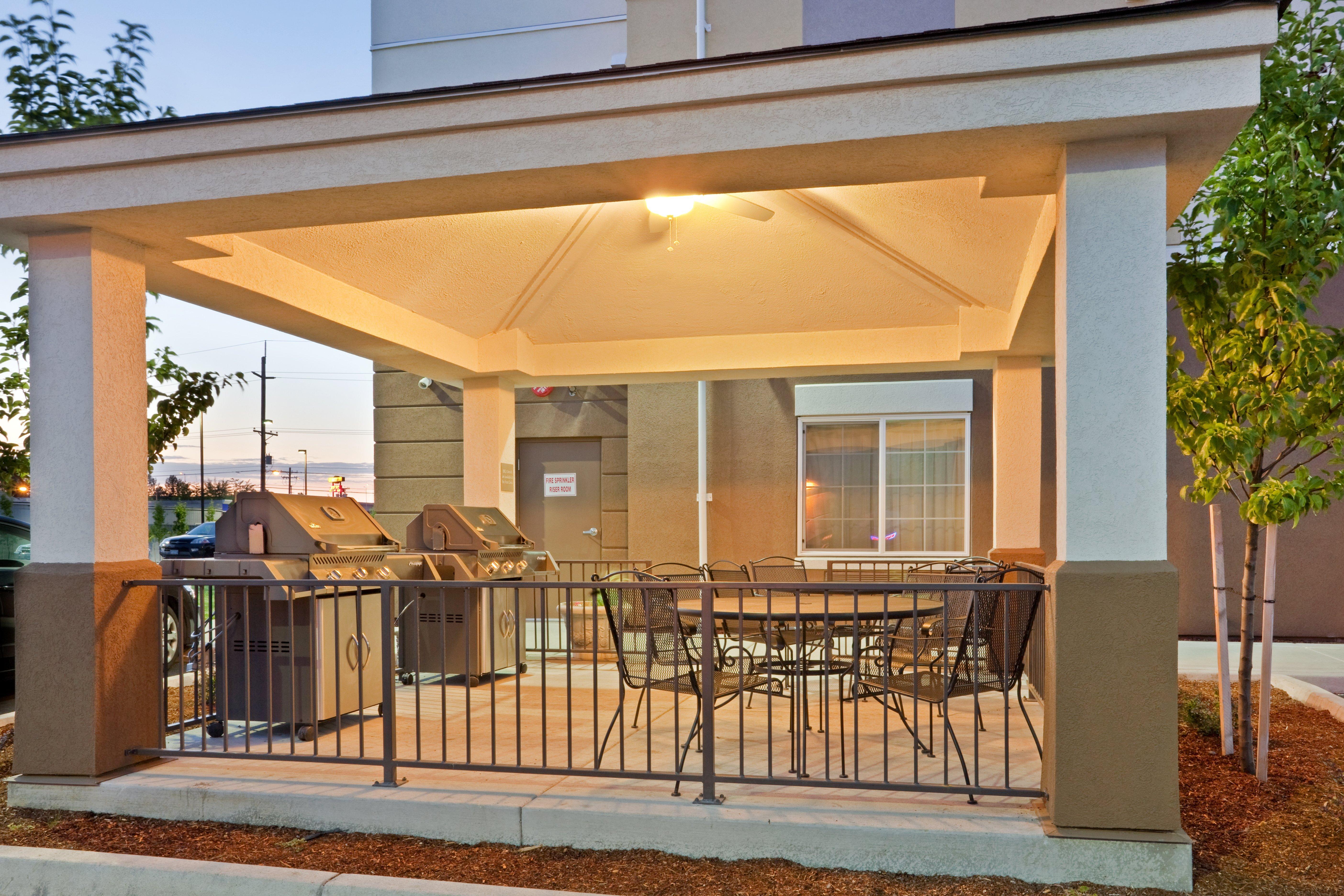 Candlewood Suites Portland Airport By Ihg מראה חיצוני תמונה